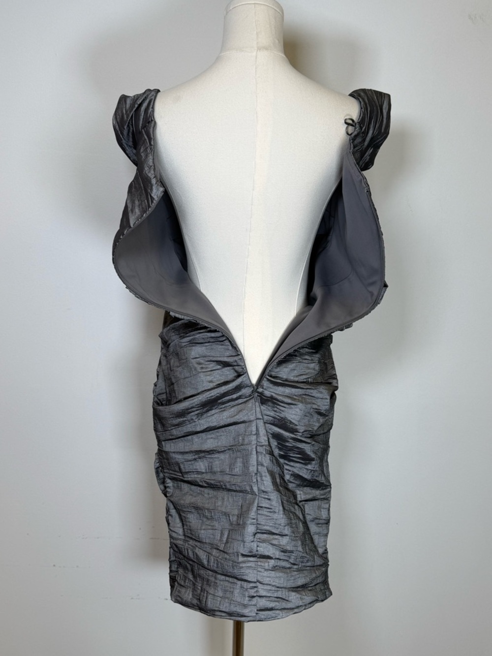 Alex Evenings Gray Ruched Cocktail Dress With Beaded Neckline Women’s Size 4 - Picture 10 of 11